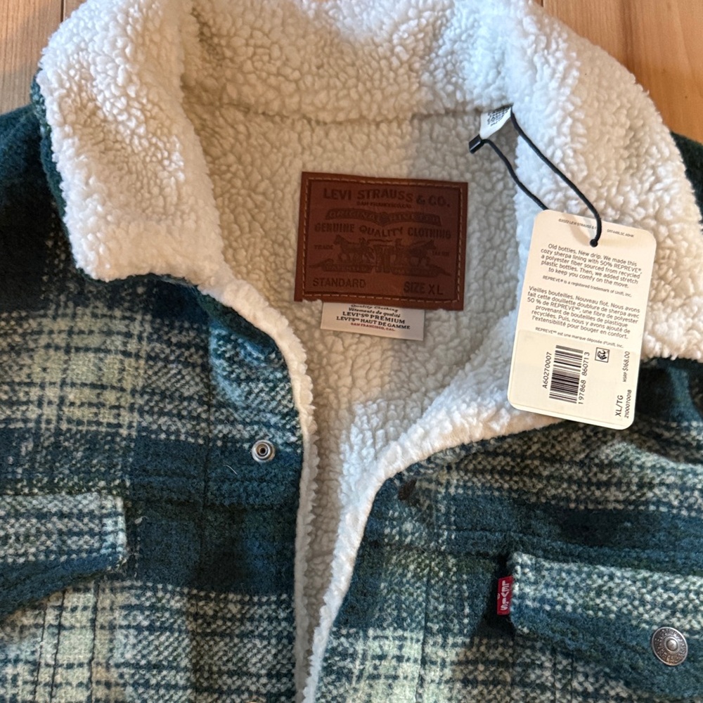 BNWT Levi's Green Plaid Trucker Jacket with Sherpa Lining Size XL